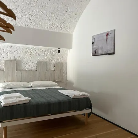 Bruni/casina
